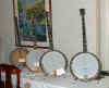 banjos1.jpg (678754 bytes)